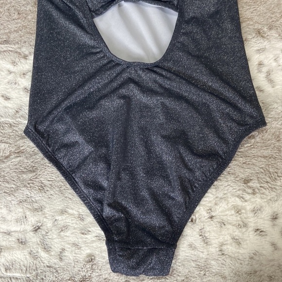 Kona Sol metallic silver black one piece swimsuit small beach pool vacation - Picture 8 of 11